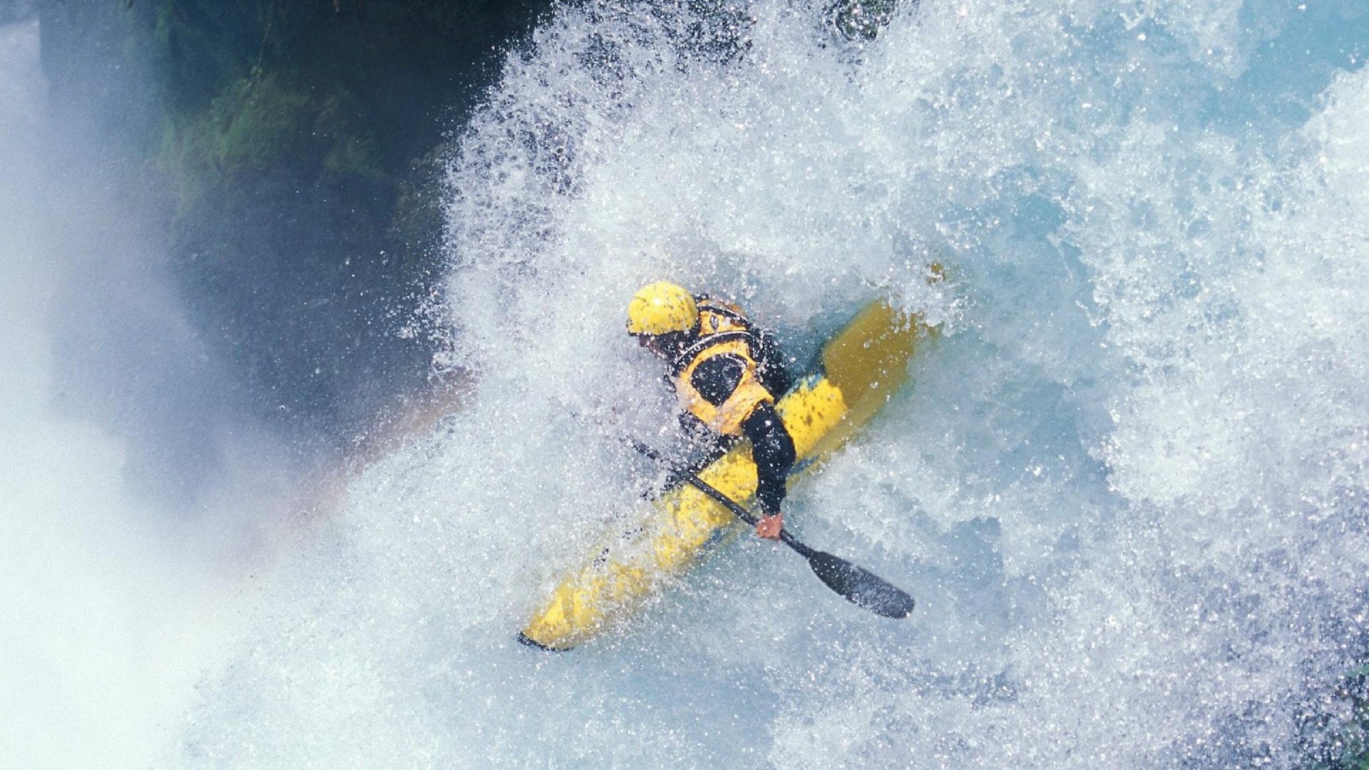 快船航母冲垮猛龙铁壁，马克西化身犯规制造机持续输出